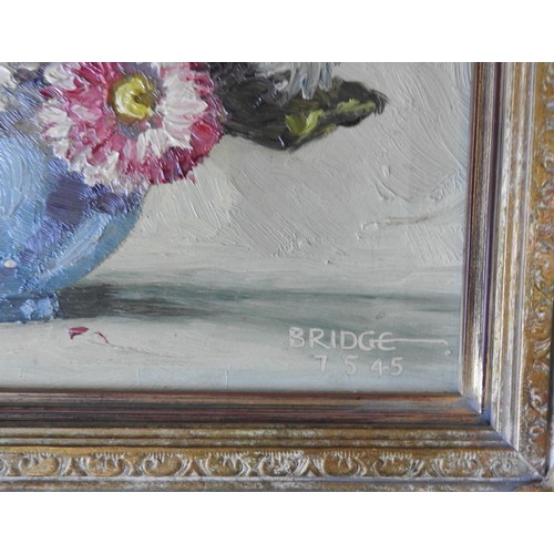 281 - ELIZABETH BRIDGE (1912-1996)'DAISIES' OIL ON BOARD,22 x 27cm, signed and dated bottom right corner, ... 