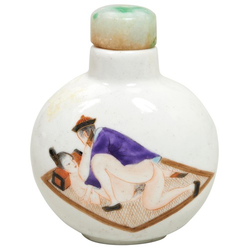 192 - TWO FAMILLE ROSE EROTIC SNUFF BOTTLESQING DYNASTY, 19TH CENTURYeach painted with amorous couples, ja... 