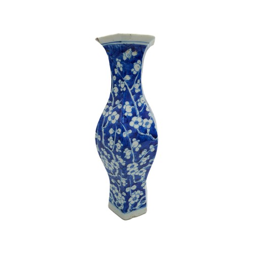 61 - BLUE AND WHITE HEXAGONAL 'CRACKED-ICE' VASEQING DYNASTY, 19TH CENTURYpainted with blossoming prunus ... 