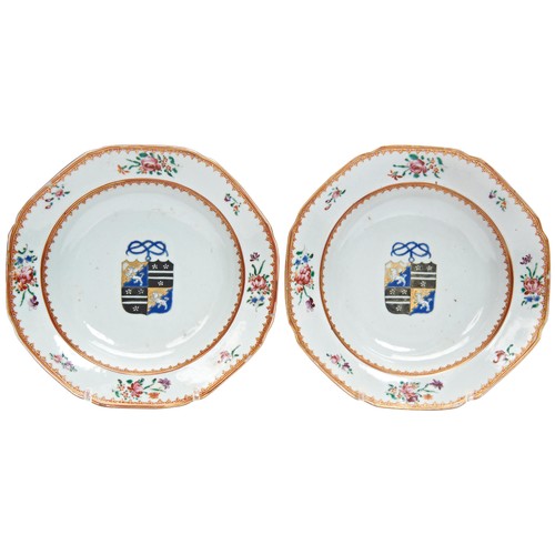 171 - PAIR OF CHINESE EXPORT ARMORIAL DISHESQIANLONG PERIOD (1735-1796)each bearing a central armorial shi... 