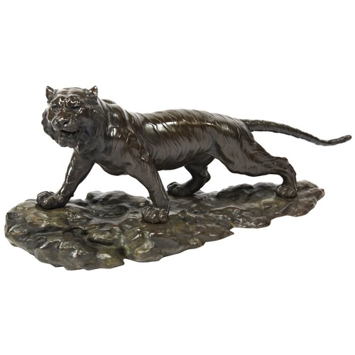 341 - MONUMENTAL JAPANESE BRONZE TIGER OKIMONOMEIJI PERIOD (1868-1912)the tiger finely detailed as he stri... 