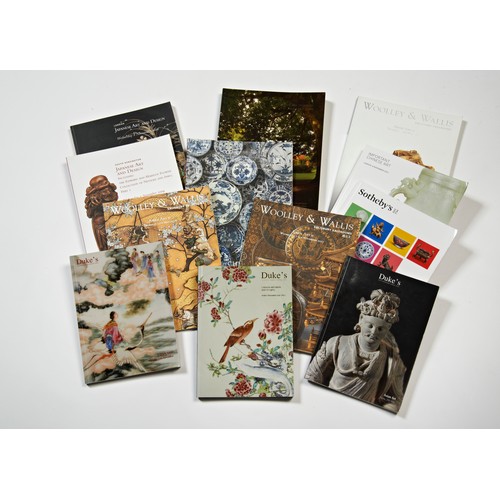 288 - LARGE QUANTITY OF AUCTION CATALOGUESmostly Sotheby's and Christie's Asian art cataloguesapproximatel... 