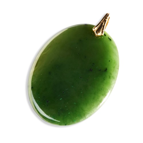 103 - SPINACH JADE PENDANTOn a pendant loop.Stamped 750, makers mark GP.Measures 40mm x 30mm and 3.4mm dee... 