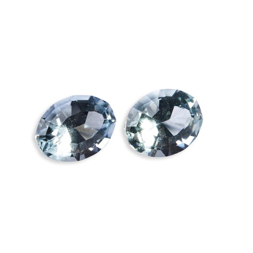 78 - A COLLECTION OF LOOSE GEMSIncluding two oval cut aquamarine's measuring 8mm x 6.5mm and 4.5mm deep. ... 