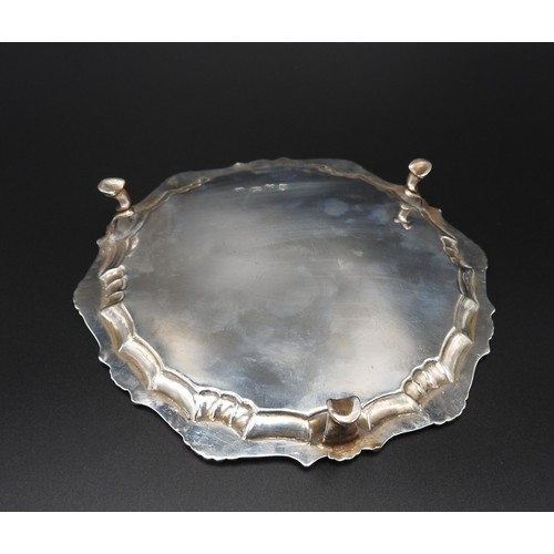 460 - A GEORGE II SILVER SALVER, by James Morison, London, 1752, 10 oz, 18 cm diameter