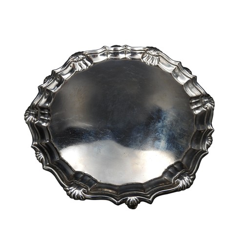 460 - A GEORGE II SILVER SALVER, by James Morison, London, 1752, 10 oz, 18 cm diameter