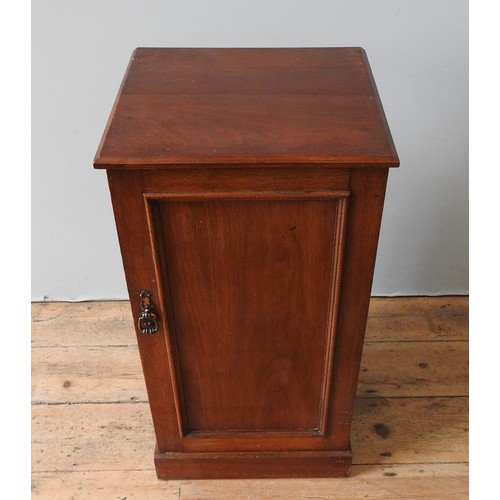 89 - A MAHOGANY POT CUBOARD, CIRCA 1900