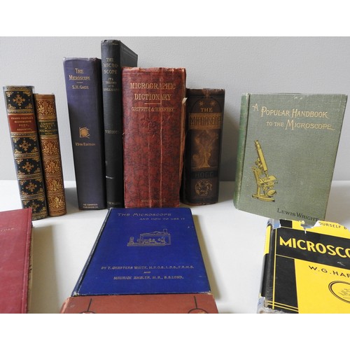 277 - A QUANTITY OF REFERENCE BOOKS RELATING TO MICROSCOPY, including a number of older leather bound titl... 