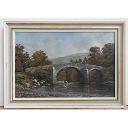 230 - GEORGE HORNE (ENGLISH, 20TH CENTURY) OIL ON CANVAS OF HUCCABY BRIDGE, DARTMOOR, signed bottom right ... 