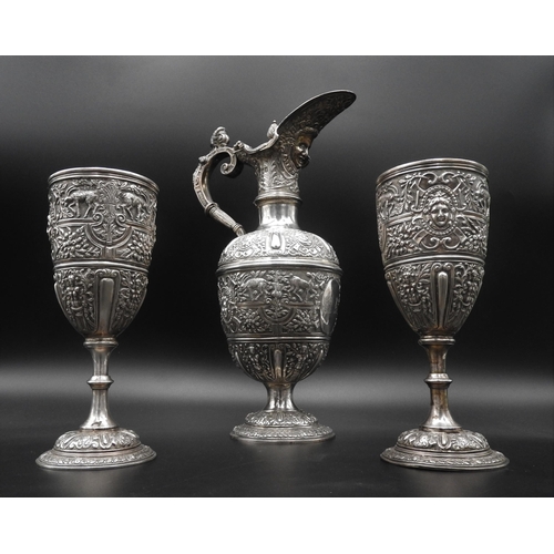 463 - AN EDWARDIAN SILVER 'CELLINI' CLARET JUG AND A PAIR OF MATCHING GOBLETS, circa 1901, by Charles Boyt... 