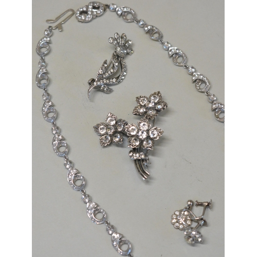 468 - AN ART DECO STYLE SILVER PASTE SET NECKLACE.Marked sterling silver Weight 29gmsLength 40cm.Along wit... 