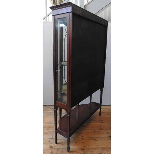 80 - A LATE 19TH CENTURY MAHOGANY INLAID BREAKFRONT VITRINE, with curved glass panels and two interior sh... 