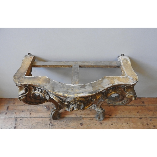 87 - A LATE 18TH / EARLY 19TH CENTURY GILT WOOD MARBLE TOP CONSOLE TABLE, comprising of a veriagated serp... 