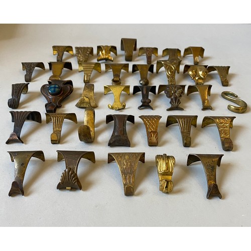 447 - A COLLECTION OF VICTORIAN AND EDWARDIAN PICTURE RAIL HANGERS including an Art Nouveau Ruskin ceramic... 