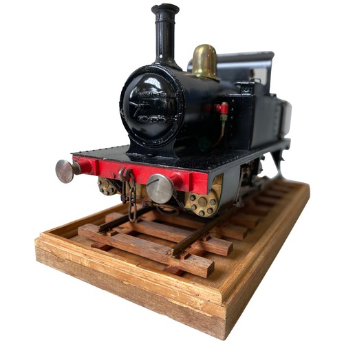 456 - A ENGINEERED 3 1/2’ GAUGE MODEL OF  0-4-0 OPEN CAB NARROW GAUGE SADDLE TANK LOCOMOTIVE This nicely e... 