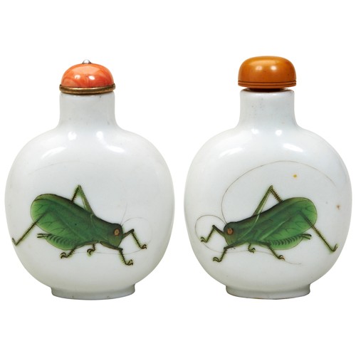 312 - PAIR OF FAMILLE ROSE SNUFF BOTTLESIMPERIAL, JINGDEZHEN KILNS, YONGLE TANG HALL MARK, DAOGUANG PERIOD... 