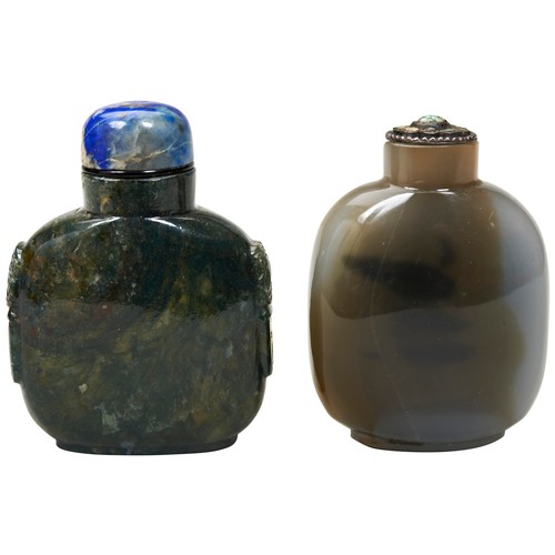 323 - LARGE SPINACH JADE SNUFF BOTTLEQING DYNASTY, 19TH CENTURYwith a lapis lazuli stopper, 8.5cm high; to... 