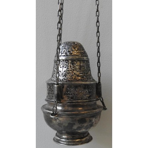 362 - A RARE QUEEN ANNE SILVER ECCLESIASTICAL THURIBLE, of baluster caster form with ornate pierced cover ... 