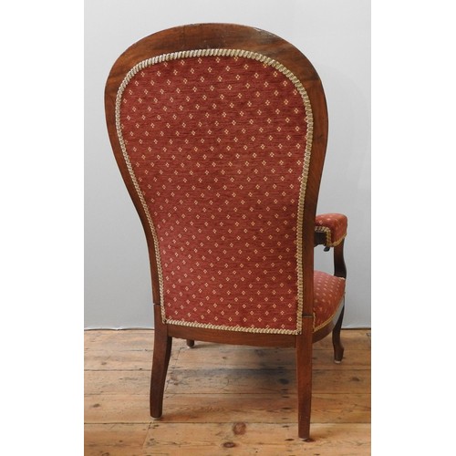 71 - A UNUSUAL VICTORIAN STYLE 20TH CENTURY RECLINING ARMCHAIR, with a buttoned, hinged back panel, the a... 