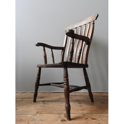 89 - WINDSOR ARM CHAIR, 112 x 59 x 65 cm