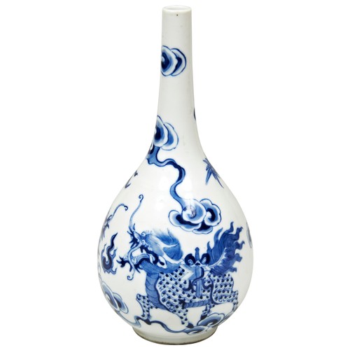 186 - FINE BLEU DE HUE 'DRAGON AND QILIN' VASECHINA FOR THE VIETNAMESE MARKET, NGUYEN DYNASTYthe sides fin... 