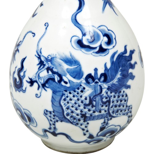 186 - FINE BLEU DE HUE 'DRAGON AND QILIN' VASECHINA FOR THE VIETNAMESE MARKET, NGUYEN DYNASTYthe sides fin... 