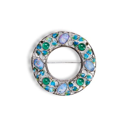 134 - GEORGE EDWARD HUNT, AN ARTS AND CRAFTS OPAL ENAMEL AND CHRYSOPRASE BROOCHof pierced annular design s... 