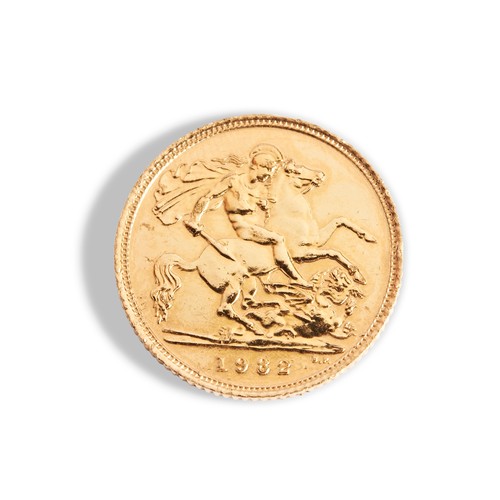 157 - 22CT GOLD 1982 HALF SOVEREIGN COINThe coin having bust of Queen Elizabeth II. Weight approximately 4... 