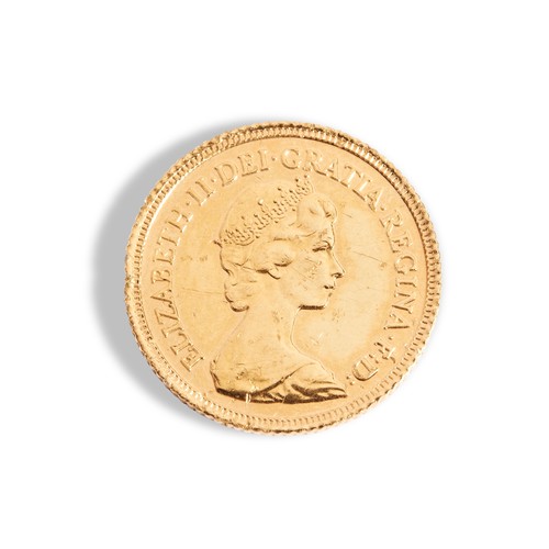 157 - 22CT GOLD 1982 HALF SOVEREIGN COINThe coin having bust of Queen Elizabeth II. Weight approximately 4... 