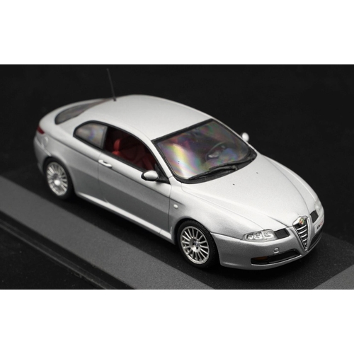 110 - 2003 ALFA-ROMEO GT IN GRIGIO CONSAGA BY MINICHAMPS  Diecast metal with plastic components.