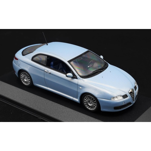 114 - 2003 ALFA-ROMEO GT IN AZZURRO NUVOLA BY MINICHAMPS  Diecast metal with plastic components.