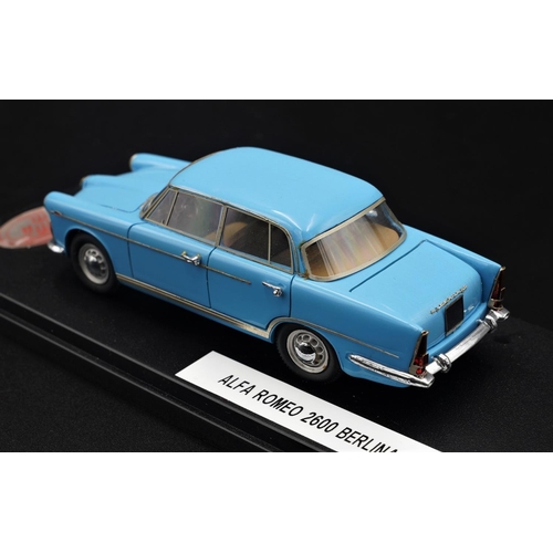 155 - 1958 ALFA-ROMEO 2000 BERLINA BY KLAXON  Catalogue number KLK-19. Diecast metal with plastic componen... 