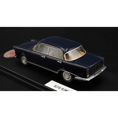 156 - 1962 ALFA-ROMEO 2600 BERLINA BY KLAXON  Catalogue number KLK-020. Diecast metal with plastic compone... 