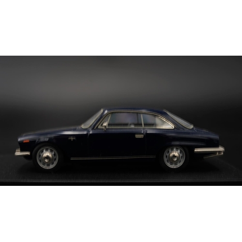 159 - 1962 ALFA-ROMEO 2000 BY BBR/MR COLLECTION MODELS  In Dark Blue, numbered 280/400.  Diecast metal wit... 