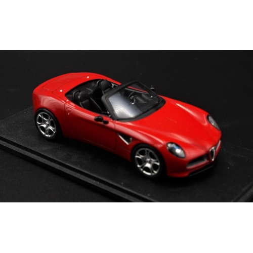 172 - ALFA-ROMEO 8C SPIDER 2005 BY SPARK  Diecast metal with plastic components.