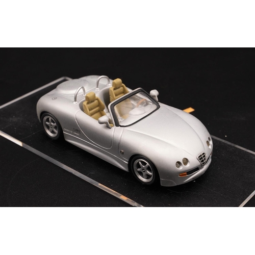 187 - 1996 ALFA-ROMEO ZENDER PROGETTO CINQUE BY ALEZAN  Hand-built resin cast model.