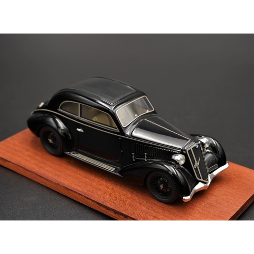 262 - 1936 ALFA-ROMEO 6C2300 ROSSI DI MONETERA BY GAMMA / KLAXON  Resin cast, hand assembled.  Mounted on ... 