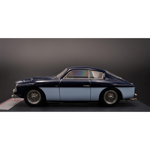 395 - ALFA-ROMEO 1900 SSZ LIGHT BLUE / BLUE BY BBR MODELS  Resin cast model with plastic components.