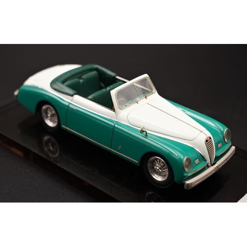 397 - 1948 ALFA-ROMEO 6C 2500 SS FRECCIA D'ORO CABRIOLET BY BBR MODELS Resin cast model with plastic compo... 