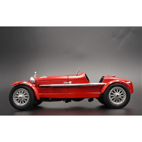 399 - ALFA-ROMEO 8C 2300 MONZA (1931) BY BBURAGO  Diecast model with plastic components.