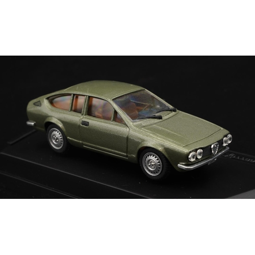 76 - 1974 ALFA-ROMEO ALFETTA GT STRADALE IN VERDE METALLICO BY PROGETTO K   Catalogue number PK250C. Diec... 