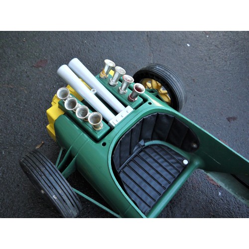 68 - 1960s LOTUS RACING PEDAL CAR BY TRI-ANGIn moulded plastic, circa 1970, finished in British racing gr... 