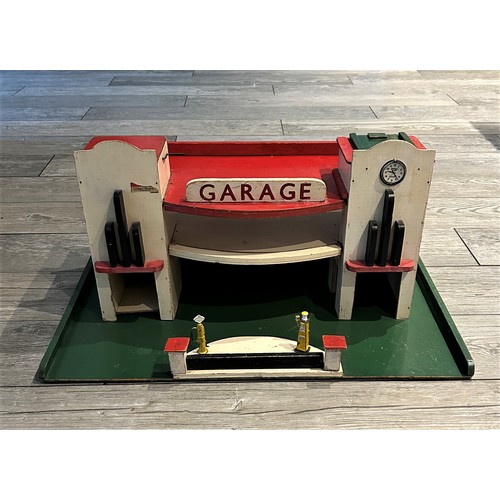 2 - 1930s ART DECO TOY GARAGECharming unrestored 1930s style art deco toy car garage, with elevator and ... 
