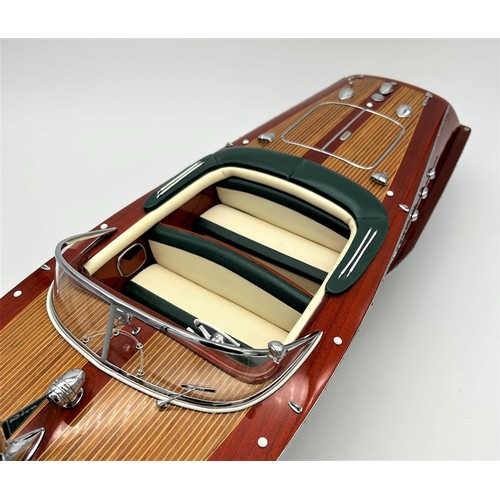 10 - 1:10 SCALE RIVA ARISTON MOTORBOAT BY KIADEProduced from 1950 to 1974, and fitted with a powerful eng... 