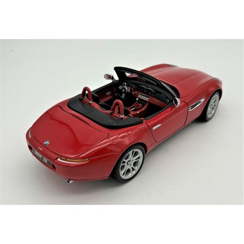 8 - 1999 BMW Z8, 1:18 SCALE BY KYOSHO MODELSOfficial BMW product. Boxed and in mint condition, dimension... 