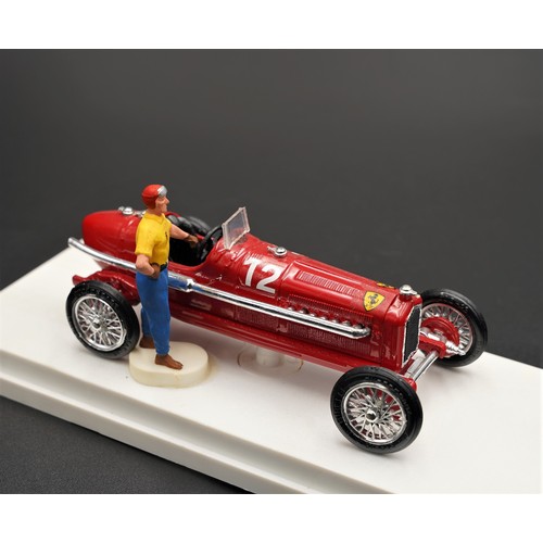 106 - A COLLECTION OF 1:43 SCALE ALFA-ROMEO MODELS BY METRO, MINICHAMPS, RIO, VEREM, BONINI, AND RECORD MI... 