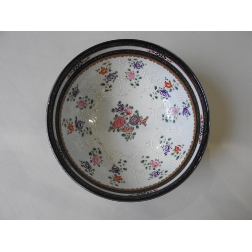 237 - A 19TH CENTURY SAMSON ARMORIAL BOWL, Chinese export style, decorated with heraldic crest, floral spr... 