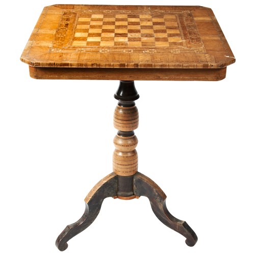 21 - AN ITALIAN SORRENTO TABLECIRCA 1900the canted square top with as parquetry games board, raised on a ... 
