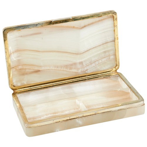 433 - A SILVER MOUNTED ONYX DESK BOX Hallmarked for London 1920, with shaped three-compartment tray interi... 