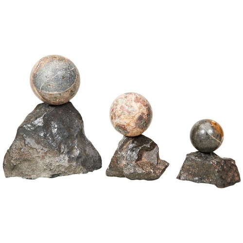 572 - THREE SCHOLAR'S MOUNTAINS WITH ASSOCIATED MARBLE SPHERES19TH CENTURYof naturalistic formlargest, 20c... 